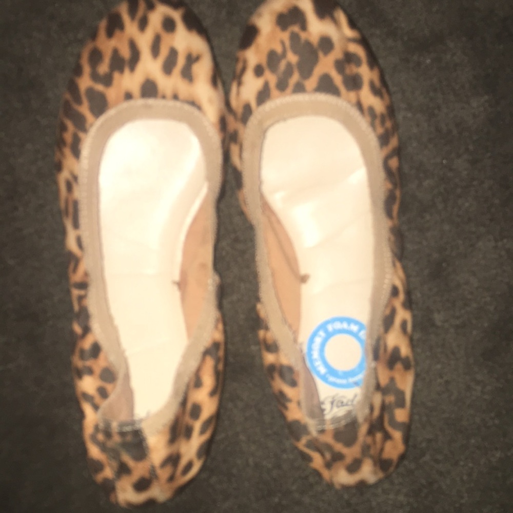 Faded glory memory foam flats